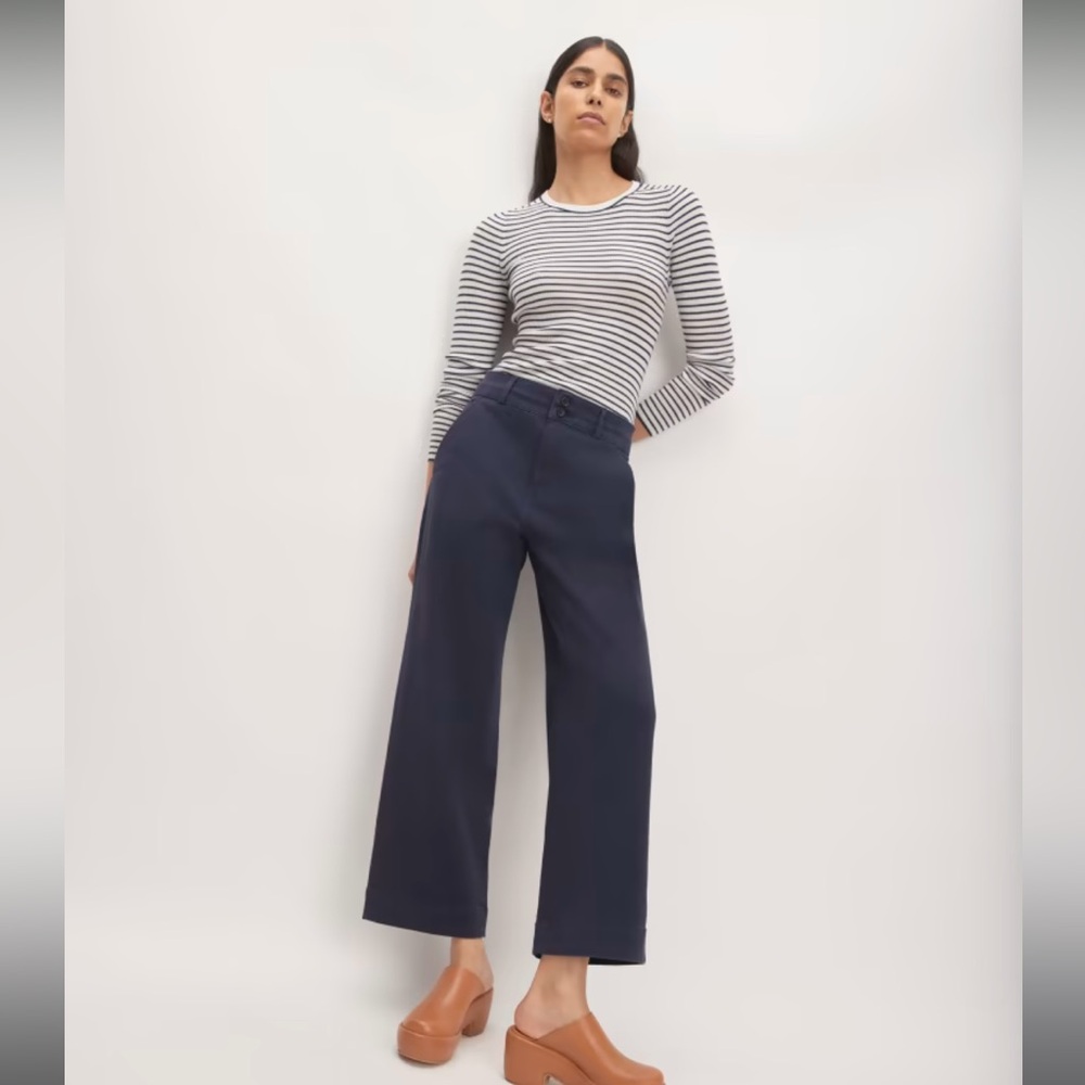 Everlane Organic Wide Leg Pant - Navy (see description for minor damage details)